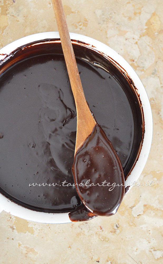 Sanguinaccio dolce cremoso pronto - Ricetta Sanguinaccio Sanguinaccio dolce cremoso pronto - Ricetta Sanguinaccio