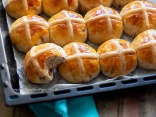 Hot Cross Buns La Ricetta Originale Con Foto Passo Passo