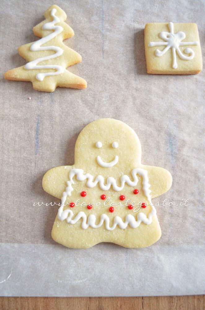 Biscotti Per Albero Di Natale Quanto Durano.Biscotti Natalizi Decorati Ricetta Biscotti Di Natale Decorati