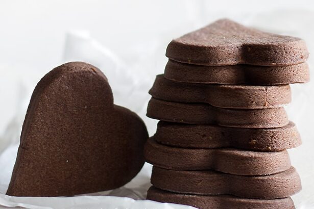 I Biscotti di pasta frolla al cacao - Ricetta pasta frolla al cacao-