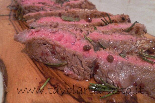 tagliata-al-pepe-rosa - Ricetta di Tavolartegusto