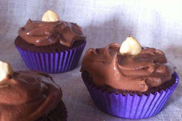 cupcakes al cacao con crema alla nutella