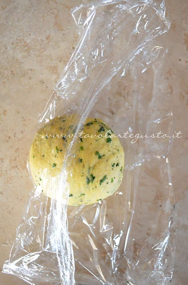 tagliatelle colorate alle erbe aromatiche3