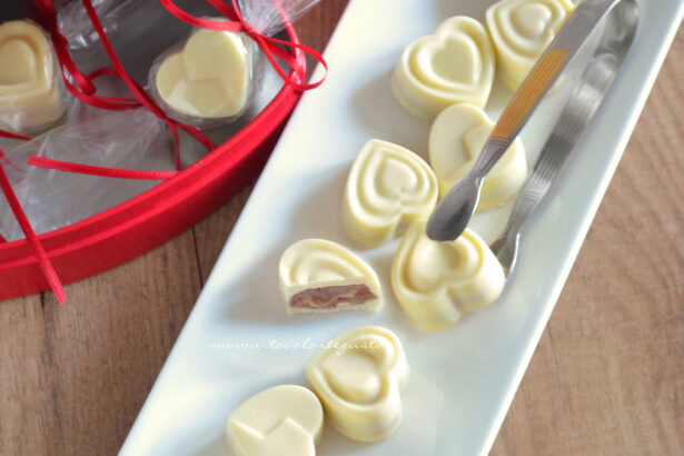 Cioccolatini ripieni - Cioccolatini fatti in casa - Ricetta cioccolatini-