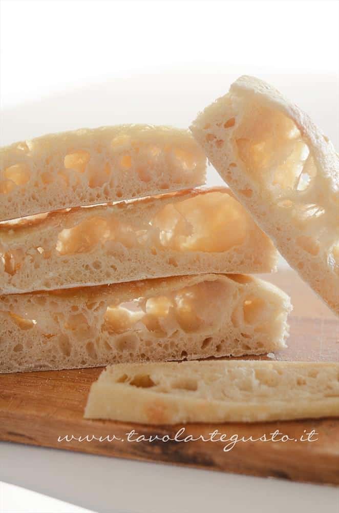 Pizza bianca col poolish - Ricetta Pizza bianca Pizza bianca col poolish - Ricetta Pizza bianca
