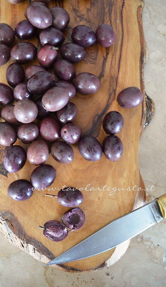 Olive nere di Gaeta fresche - Ricetta Patè di olive nere