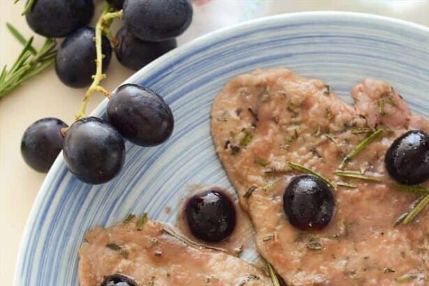 Scaloppine all'uva -Ricetta Scaloppine all'uva