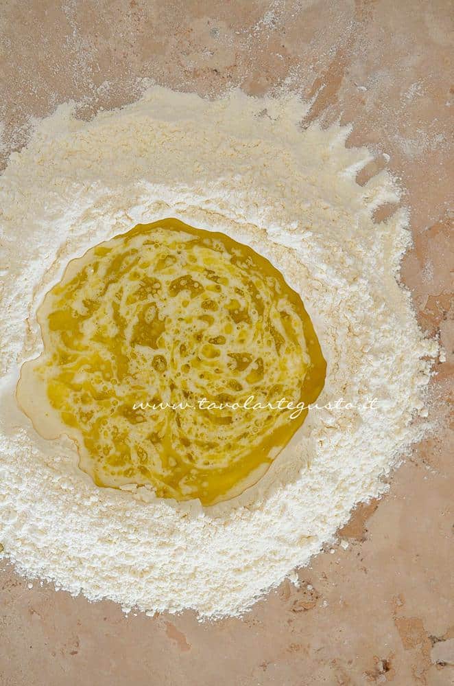 Preparare la Pasta Matta1 - Ricetta Pasta Matta - Ricetta di Tavolartegusto