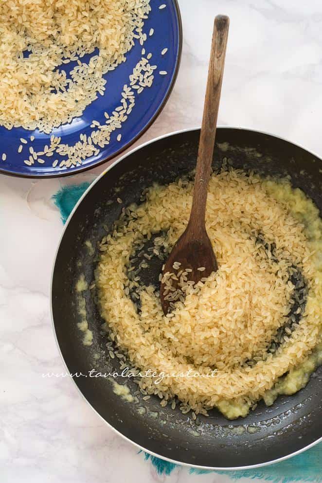 Tostare il riso - Ricetta Risotto zucca e gorgonzola