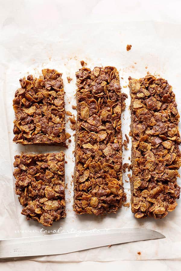Come tagliare le barrette - Ricetta Barrette di cioccolato e corn flakes