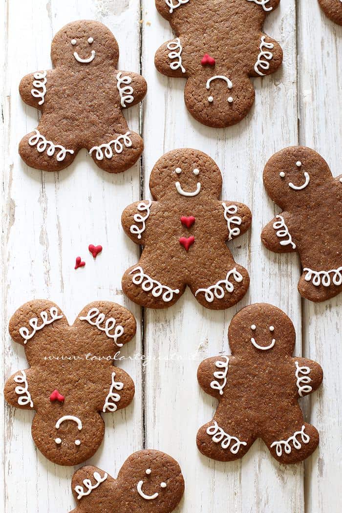 Biscotti Di Natale Per Bambini Ricetta.Biscotti Pan Di Zenzero Gingerbread La Miglior Ricetta