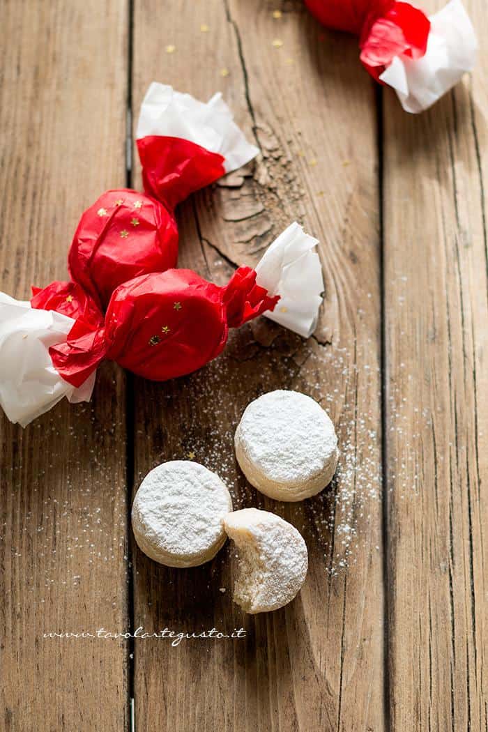 Dolci Natalizi Spagnoli.Polvorones La Ricetta Dei Biscotti Natalizi Spagnoli