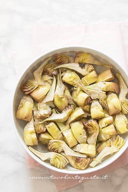 Carciofi puliti - Ricetta Torta salata con Carciofi