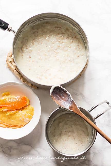 Preparare la crema di grano4 - Ricetta Pastiera napoletana - Ricetta di Tavolartegusto
