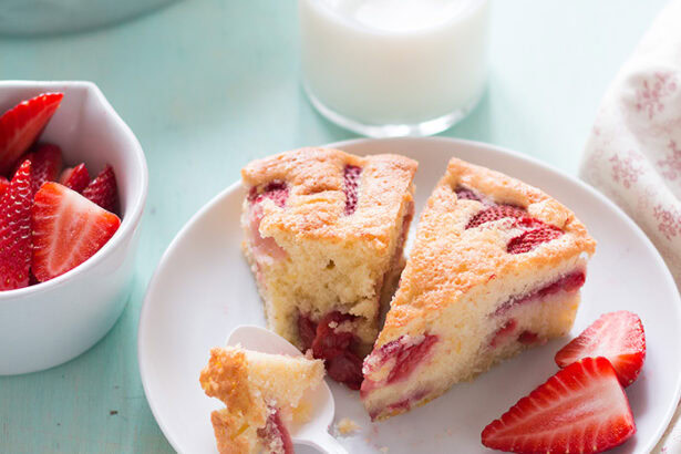 Torta soffice alle Fragole - Torta morbida alle fragole1