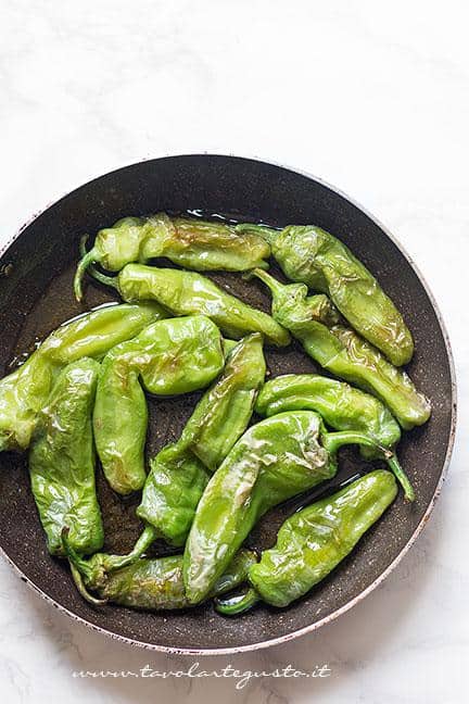 Spiedini Di Mozzarella E Peperoncini Verdi Ricetta