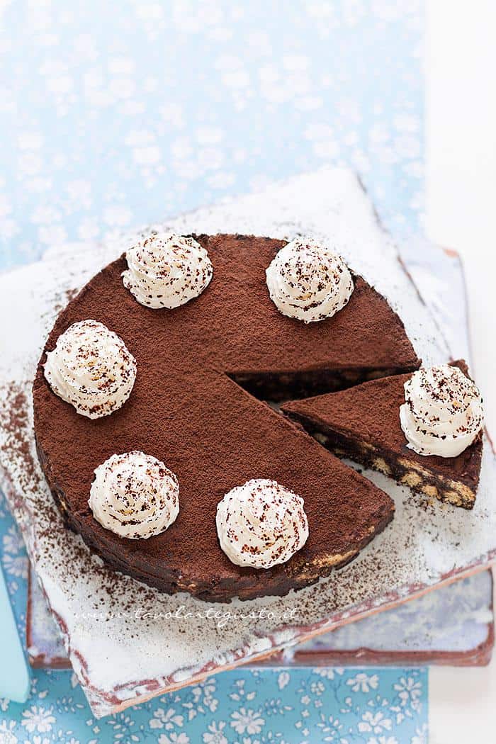 Torta Di Biscotti Al Cioccolato Fredda E Senza Cottura