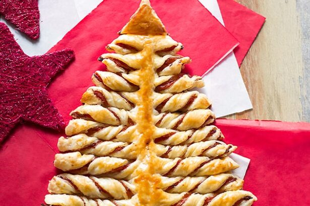 Albero di Natale di pasta Sfoglia intero - Ricetta Albero di sfoglia