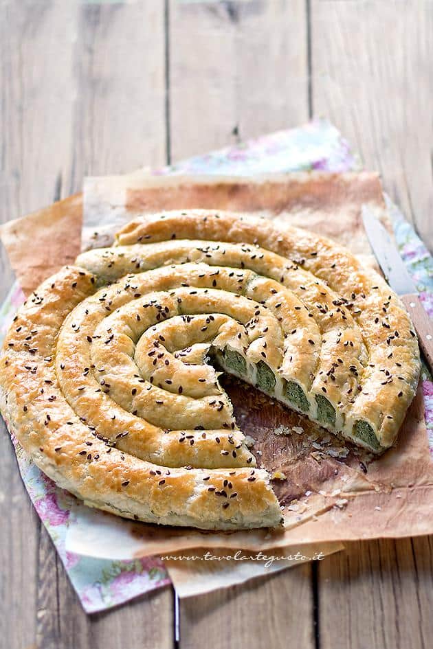 Girella di Sfoglia ripiena (interno a vortice) - Ricetta passo passo Girella di Sfoglia ripiena