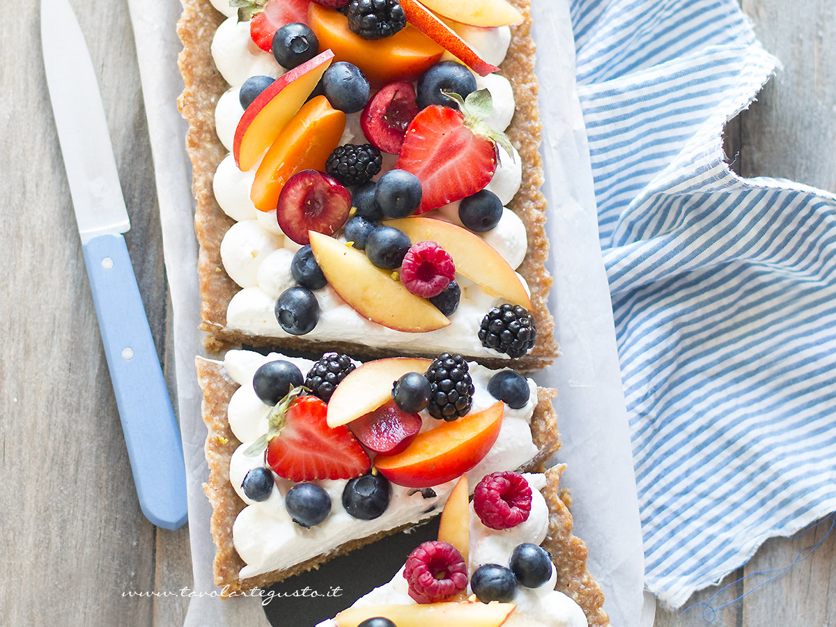 Crostata senza cottura alla frutta - Ricetta Crostata senza cottura