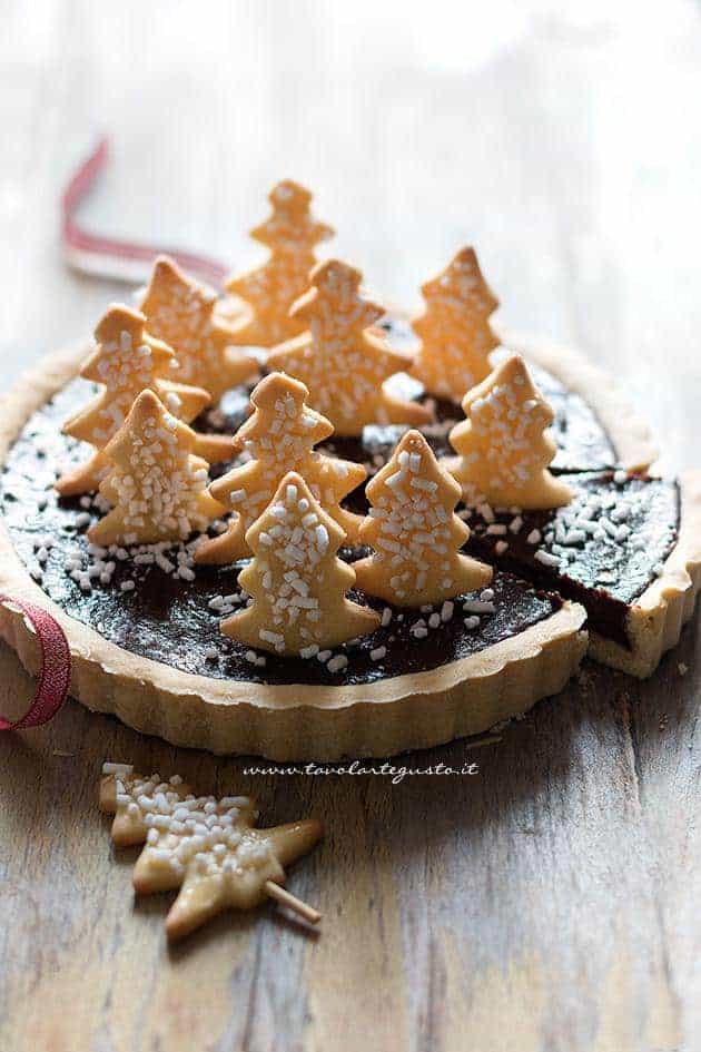 Fetta di Crostata di Natale (Cioccolato e Cannella)  - Ricetta Crostata di Natale - Ricetta di Tavolartegusto