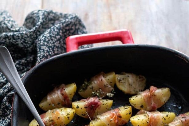 Patate al forno con pancetta - Ricetta Patate al forno con pancetta - Ricetta di Tavolartegusto