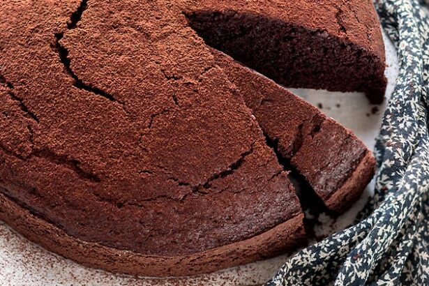 Torta al cioccolato senza burro - Ricetta di Tavolartegusto