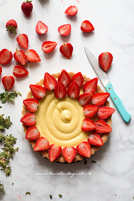 decorare la crostata di fragole