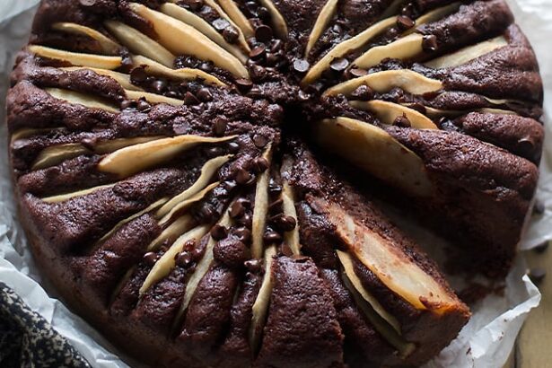 Torta pere e cioccolato - Ricetta Torta soffice pere e cioccolato- - Ricetta di Tavolartegusto