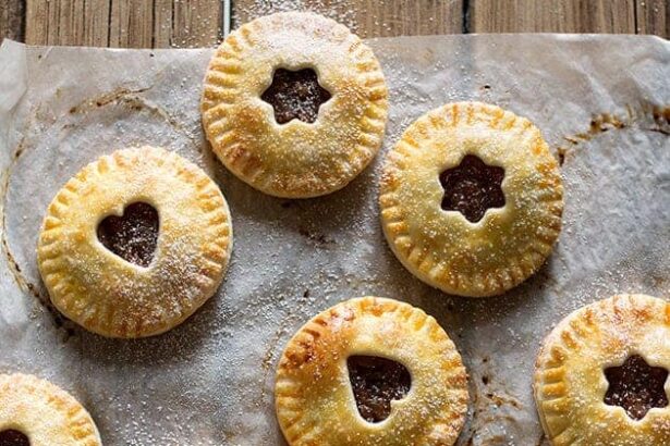 Hand pies - Apple hands pies - Ricetta hands pie - Ricetta di Tavolartegusto