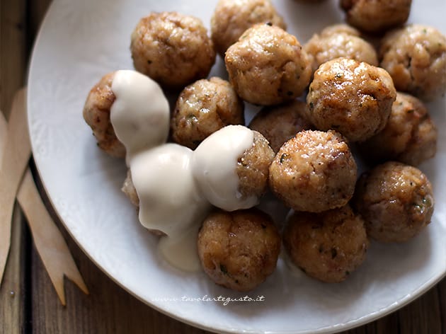 köttbullar, le polpette svedesi di ikea - ricetta originale- - Ricetta di Tavolartegusto