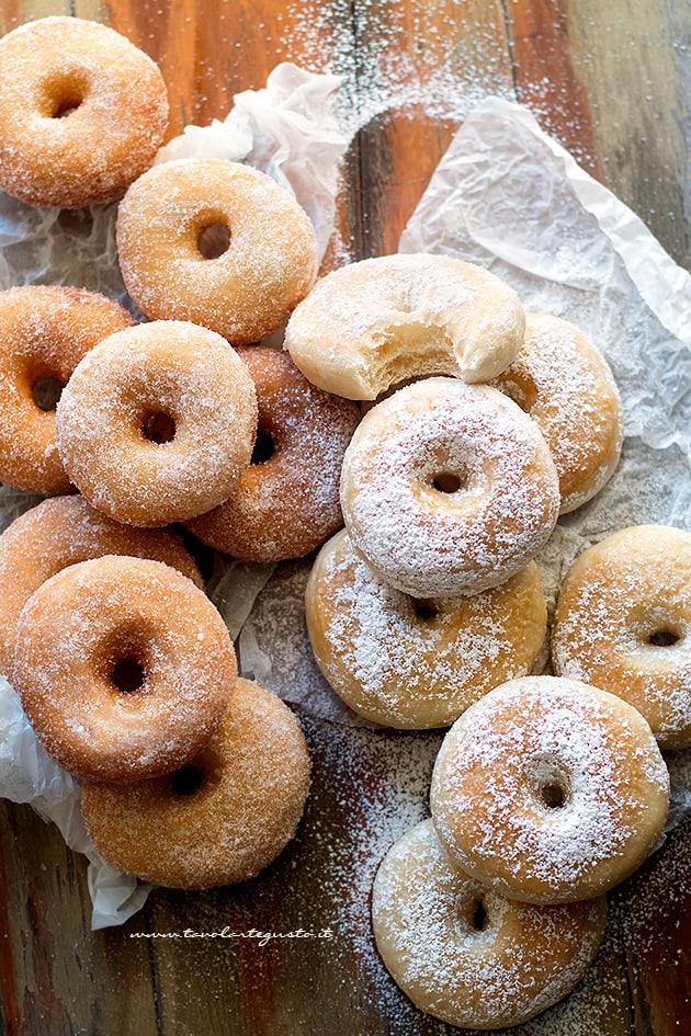 ZUCCHERINI COLORATI FATTI IN CASA - RICETTE DA CANI