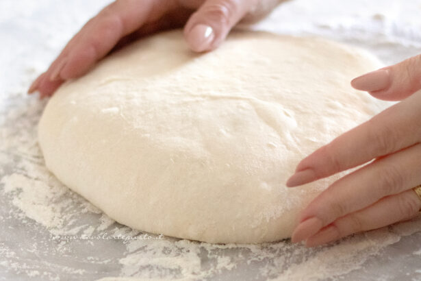Impasto Pizza base - Pasta per pizza - Ricetta impasto pizza