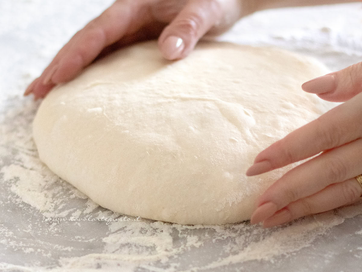 Impasto Pizza base - Pasta per pizza - Ricetta impasto pizza