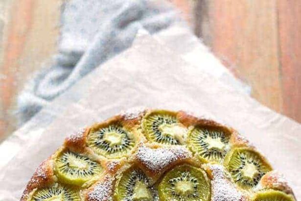 Torta al kiwi soffice e veloce - Ricetta Torta di kiwi