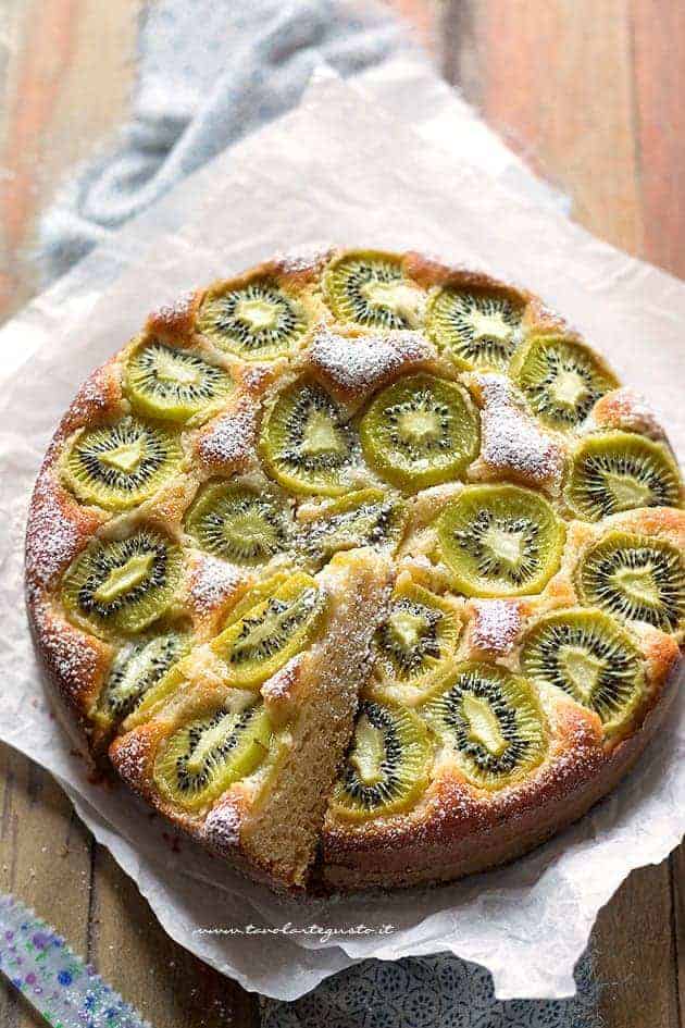 Torta al kiwi soffice e veloce - Ricetta Torta di kiwi