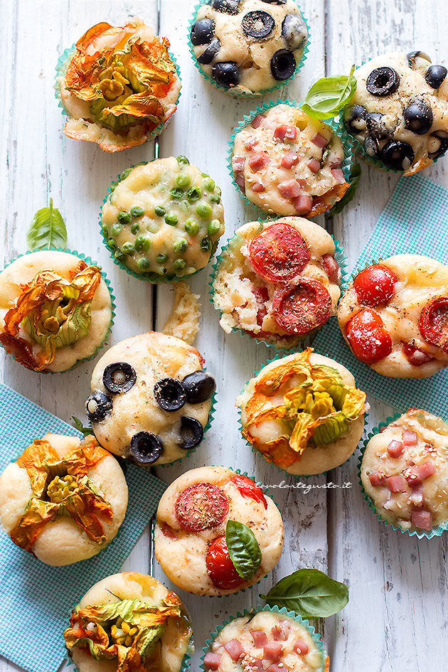 Antipasti Di Natale Misti.Muffin Salati Ricetta Veloce Base Per Mille Gusti Diversi