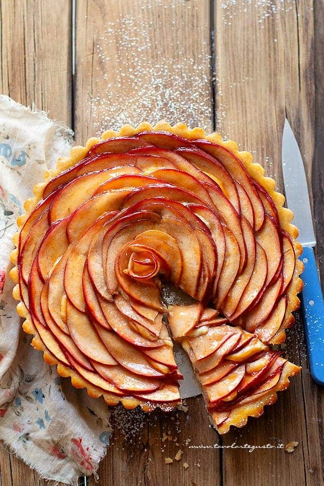 Crostata di mele - Ricetta Crostata di mele classica