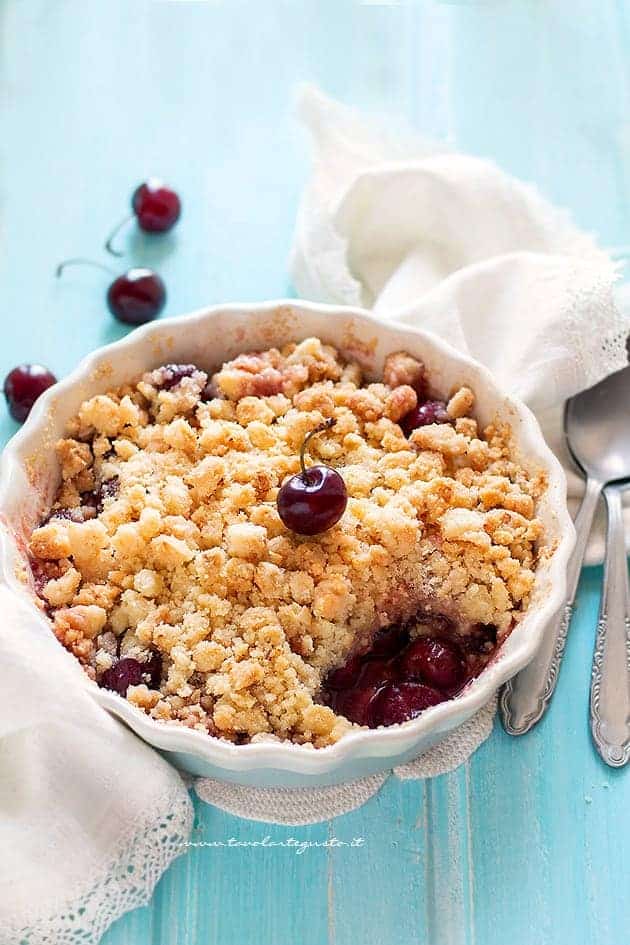 Crumble di Ciliegie - Ricetta Crumble di Ciliegie