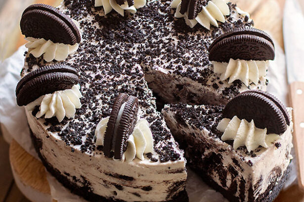 Torta oreo - cheesecake oreo senza cottura - Ricetta Torta Oreo-