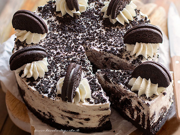 Torta oreo - cheesecake oreo senza cottura - Ricetta Torta Oreo-