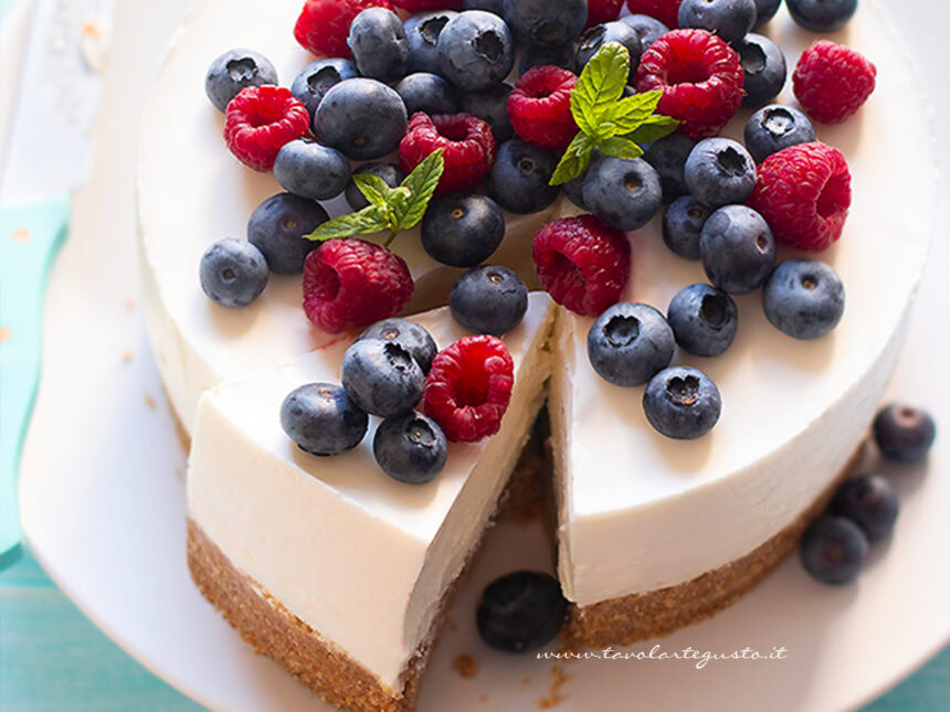 Torta fredda allo yogurt - Ricetta Torta fredda allo yogurt