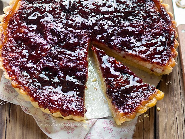 Crostata ricotta e visciole romana - Ricetta Crostata ricotta e visciole-