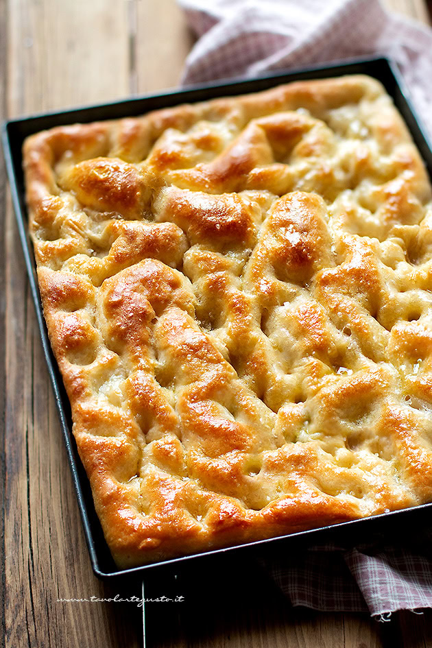 Focaccia genovese - Ricetta Focaccia genovese