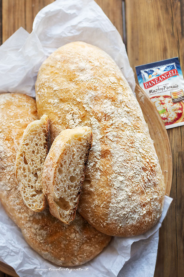 Come fare il pane fatto in casa - Ricetta Pane