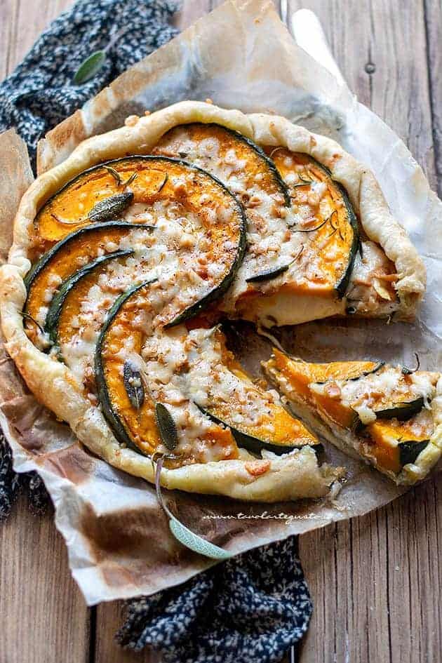 Torta di zucca salata - Ricetta Torta salata alla zucca