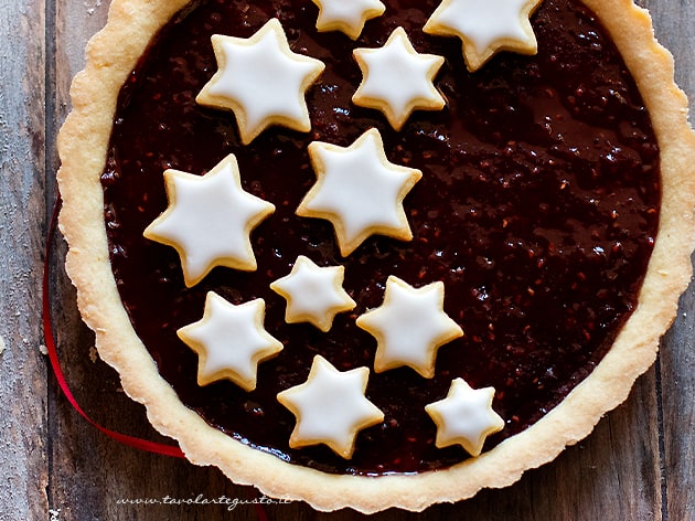 Crostata natalizia con stelle - Ricetta Crostata natalizia- - Ricetta di Tavolartegusto