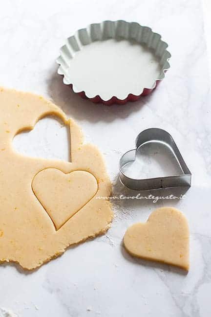 Pasta frolla vegan perfetta per crostate e biscotti - Ricetta pasta frolla vegan - Ricetta di Tavolartegusto