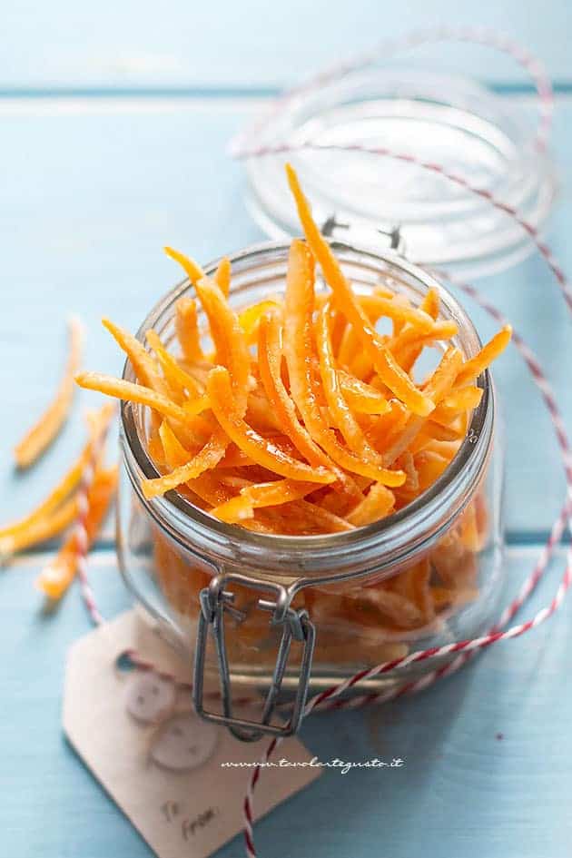 Arance candite - Scorzette di arancia candite - Ricetta di Tavolartegusto