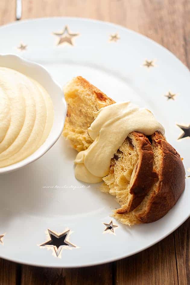 Crema al mascarpone per padoro e panettone - Ricetta Crema al mascarpone